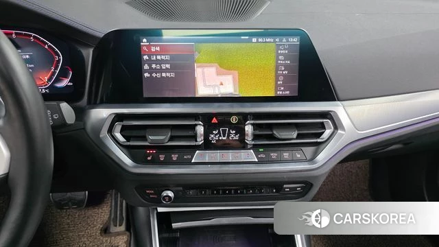 BMW 3 Series (G20) 2022 Черный из Кореи, фото 5