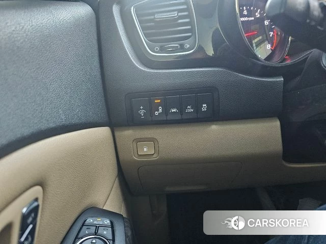 Kia The New Carnival 2019 Черный из Кореи, фото 5