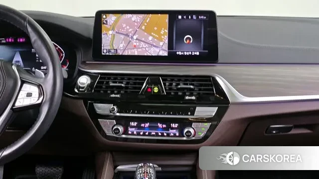 BMW 5 Series (G30) 2020 Белый из Кореи, фото 5