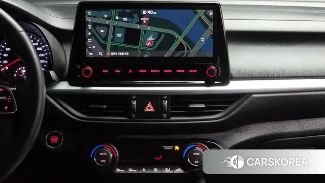 Kia The New K3 2nd generation 2022 Белый из Кореи, фото 5