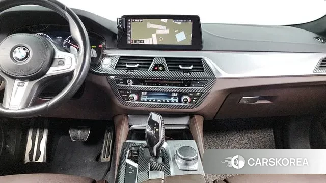 BMW 5 Series (G30) 2019 Черный из Кореи, фото 5