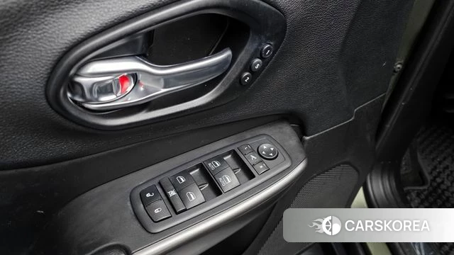 Jeep Cherokee (KL) 2021 Светло-зеленый из Кореи, фото 5