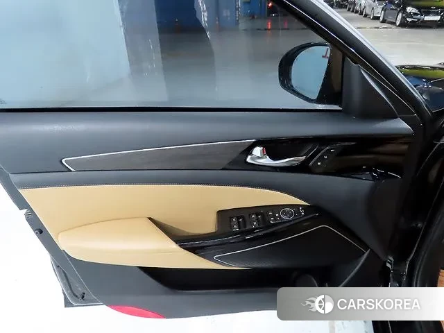 Kia K7 Premier 2019 Черный из Кореи, фото 5