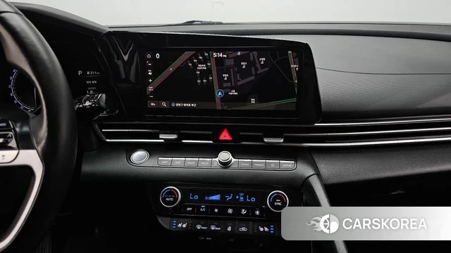 Hyundai Avante Hybrid (CN7) 2022 Белый из Кореи, фото 5