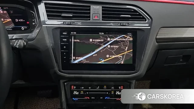 Volkswagen Tiguan Allspace 2022 Белый из Кореи, фото 5