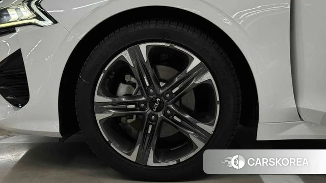 Kia K5 3rd generation 2021 Белый из Кореи, фото 5