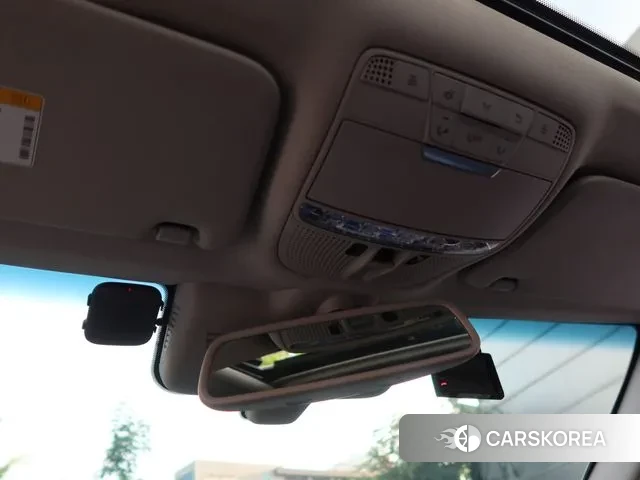 Mercedes-Benz C-Class W205 2018 Белый из Кореи, фото 5