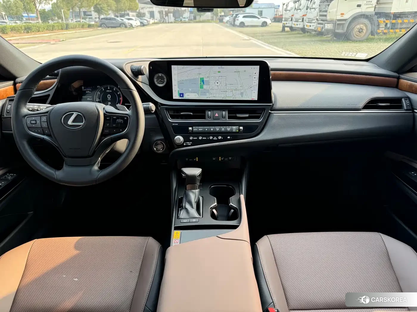 Lexus ES 2024 Silver/gray из Китая, фото 5