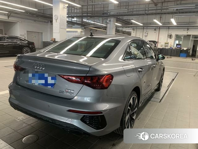 Audi A3 2023 Серебристо-серый из Китая, фото 5