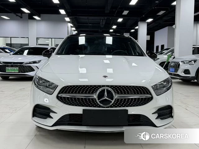 Mercedes-Benz Class A 2022 Белый из Китая, фото 5