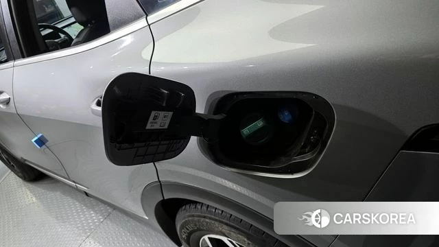 Kia Sportage 5th Generation 2023 Серебристо-серый из Кореи, фото 5