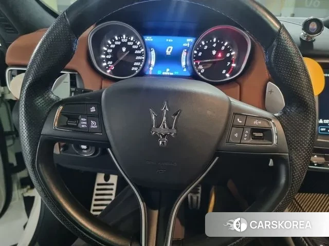 Maserati Levante 2018 Белый из Кореи, фото 5