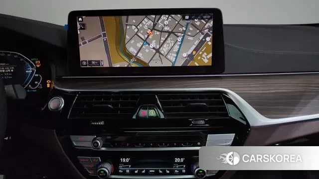 BMW 5 Series (G30) 2020 Белый из Кореи, фото 5