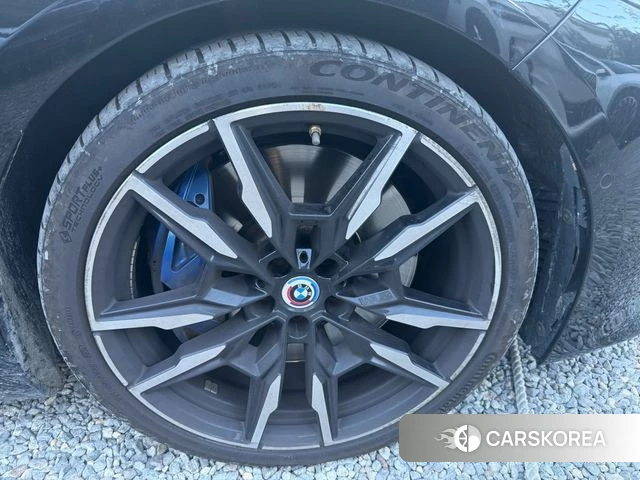 BMW 8 Series (G15) 2022 Черный из Кореи, фото 5