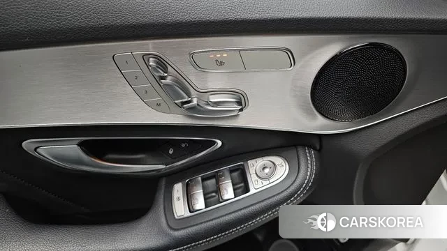 Mercedes-Benz C-Class W205 2018 Белый из Кореи, фото 5