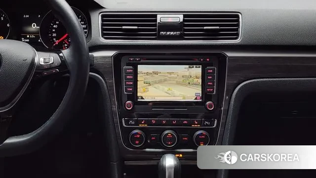 Volkswagen The New Passat 2018 Белый из Кореи, фото 5