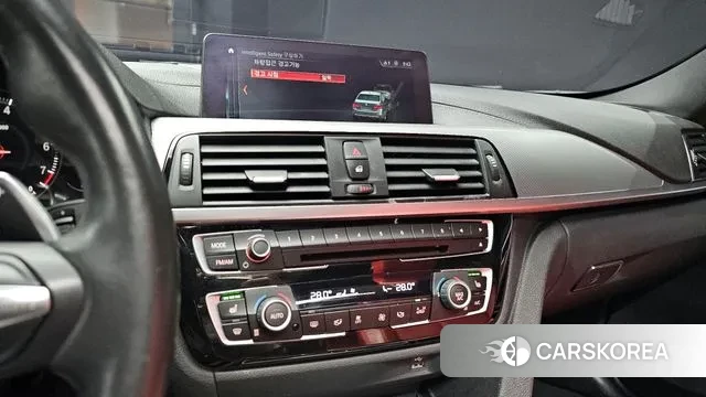 BMW 3 Series (F30) 2018 Белый из Кореи, фото 5