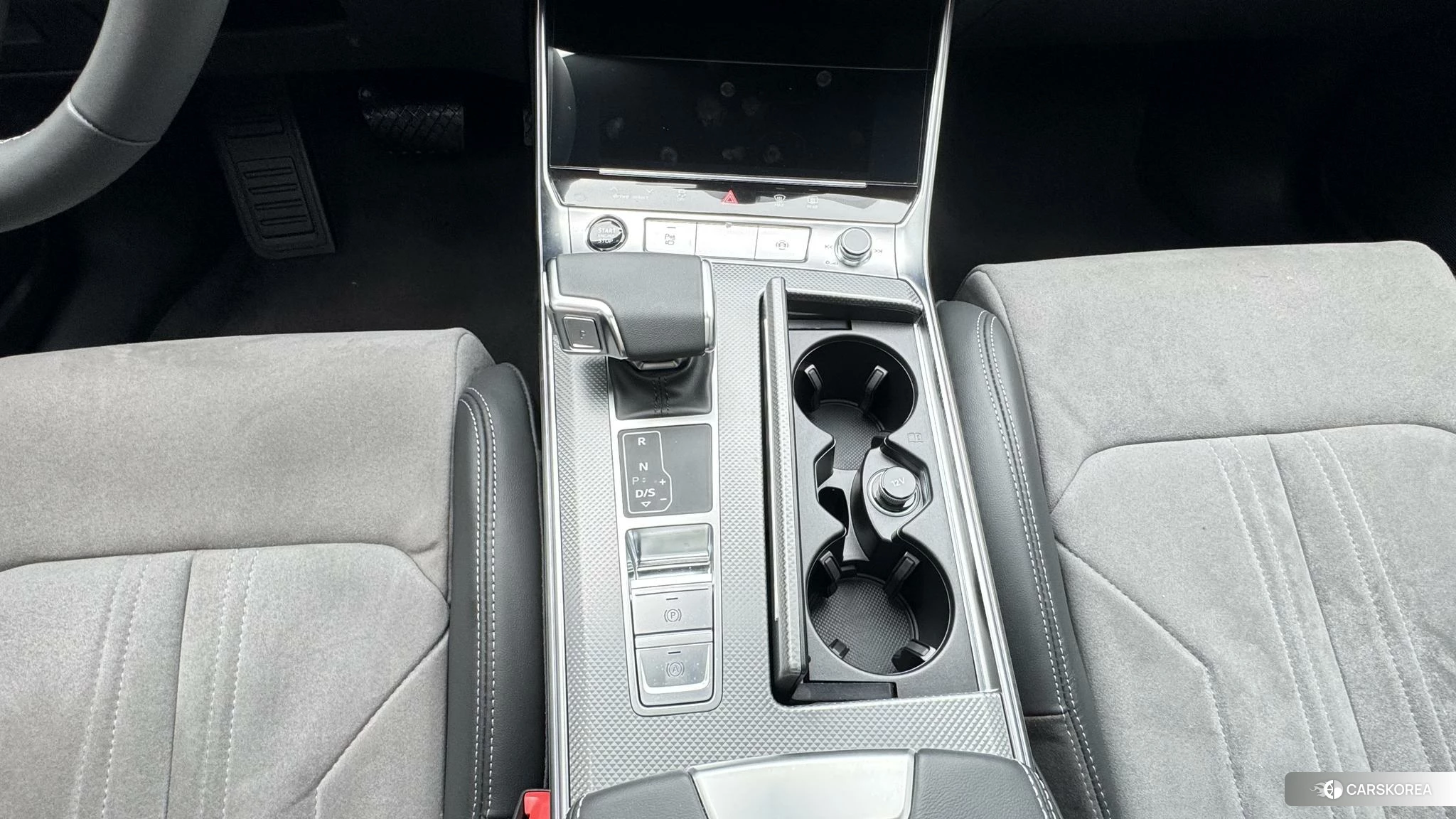 Audi A6L 2022 Черный из Китая, фото 4