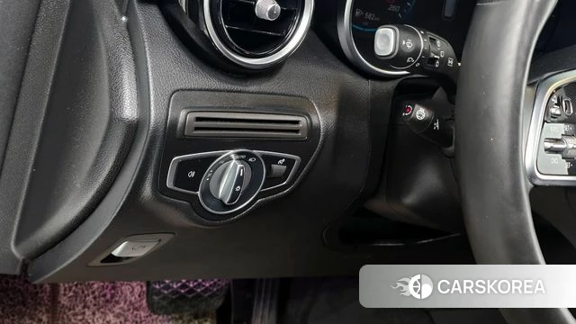 Mercedes-Benz GLC-Class X253 2021 Белый из Кореи, фото 5
