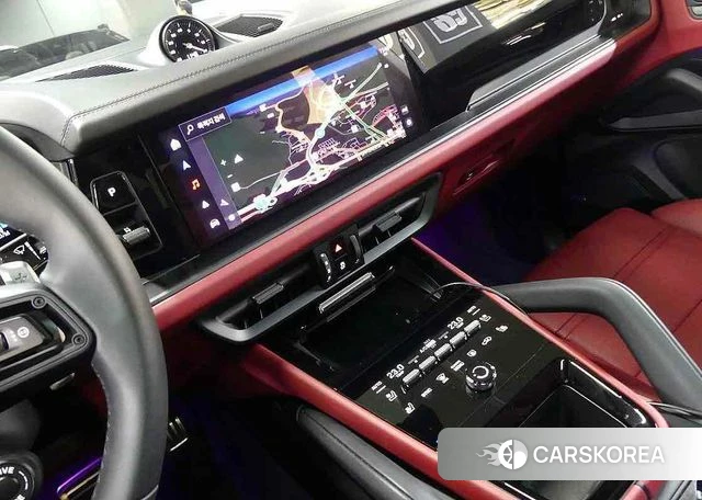 Porsche Cayenne (PO536) 2025 Серебристо-серый из Кореи, фото 5