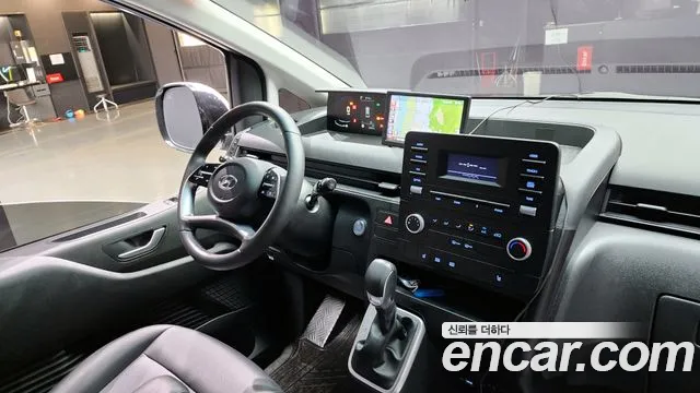 Hyundai Staria 2023 Белый из Кореи, фото 5