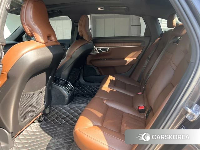 Volvo S90 2021 Темно-серый из Китая, фото 5