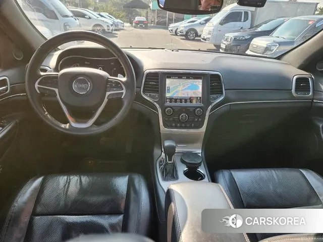 Jeep Grand Cherokee 2018 Серебряный из Кореи, фото 5