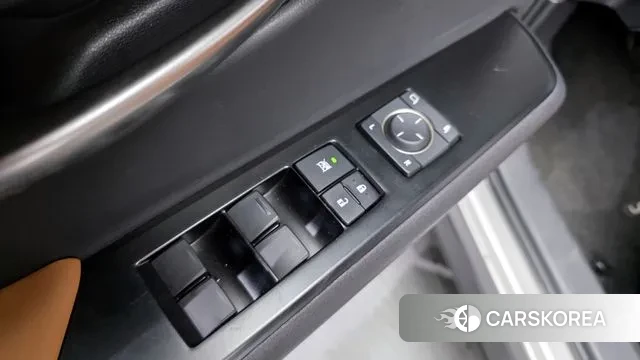 Lexus UX250h 2019 Серый из Кореи, фото 5