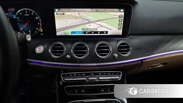 Mercedes-Benz E-Class W213 2023 Черный из Кореи, фото 5