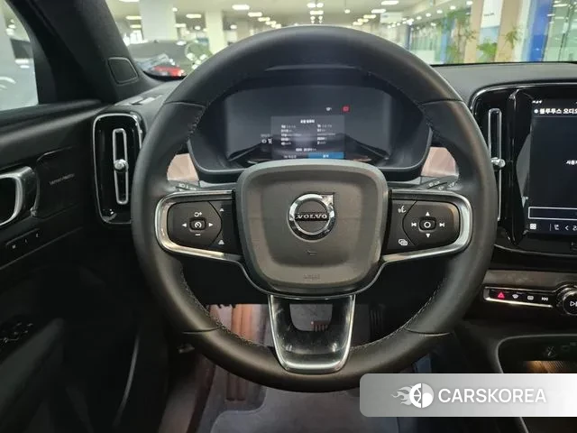 Volvo C40 Richards 2024 Белый из Кореи, фото 5