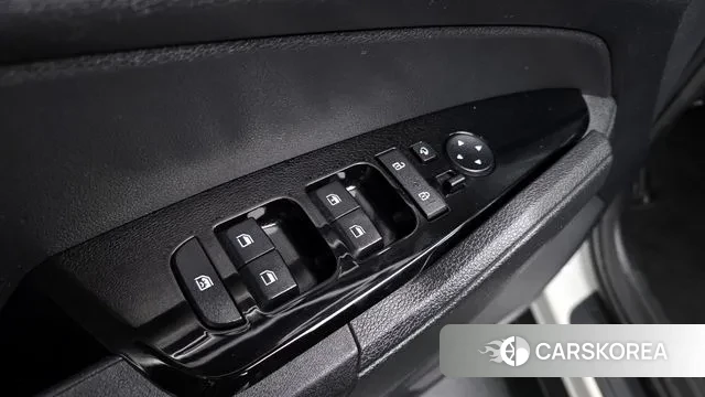 Kia Sportage 5th Generation 2022 Белый из Кореи, фото 5