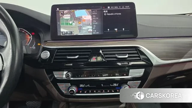 BMW 5 Series (G30) 2020 Белый из Кореи, фото 5