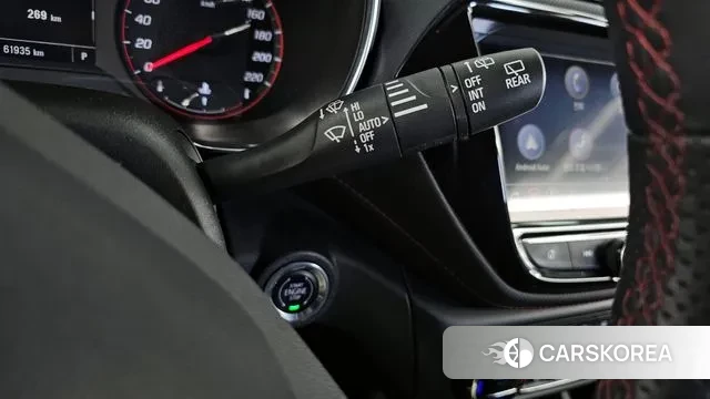 Chevrolet (GM Daewoo) Trailblazer 2022 Белый из Кореи, фото 5