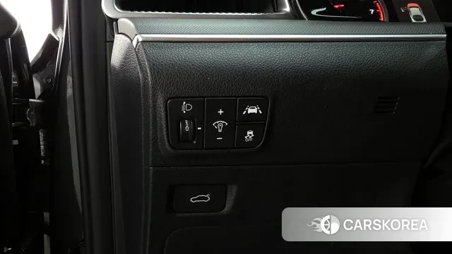 Kia K5 3rd generation 2023 Серый из Кореи, фото 5