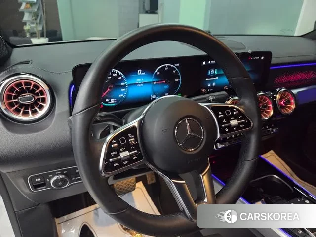 Mercedes-Benz EQB X243 2022 Белый из Кореи, фото 5