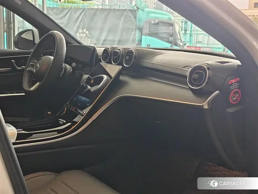 Mercedes-Benz C-class 2025 Белый из Китая, фото 5
