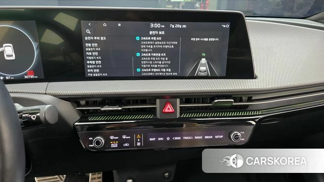 Kia EV6 2023 Серебристо-серый из Кореи, фото 5