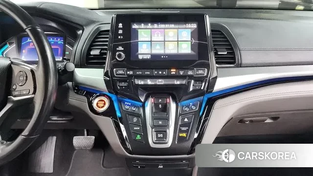 Honda Odyssey 2020 Белый из Кореи, фото 5