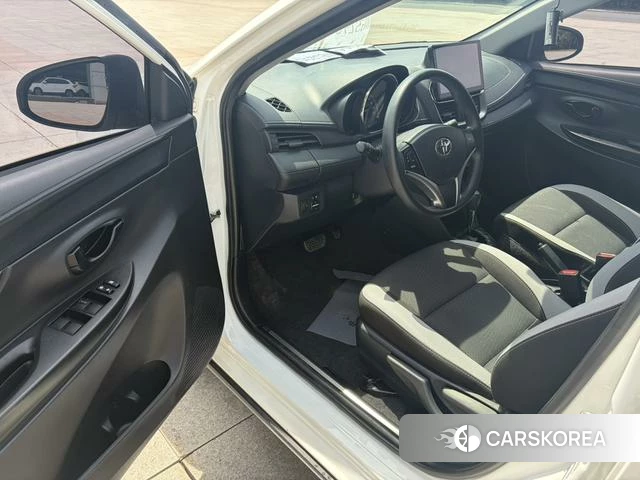 Toyota YARIS L Zhixuan 2022 Белый из Китая, фото 5