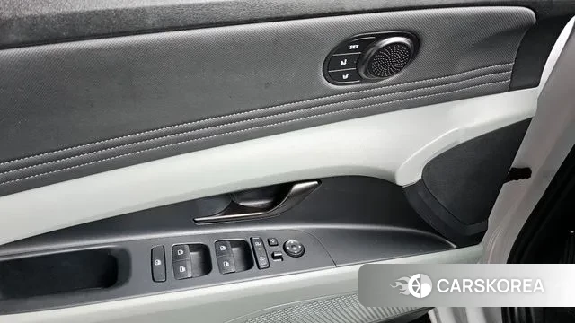 Hyundai The New Avante Hybrid (CN7) 2023 Белый из Кореи, фото 5