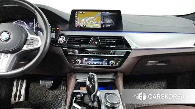 BMW 5 Series (G30) 2019 Черный из Кореи, фото 5