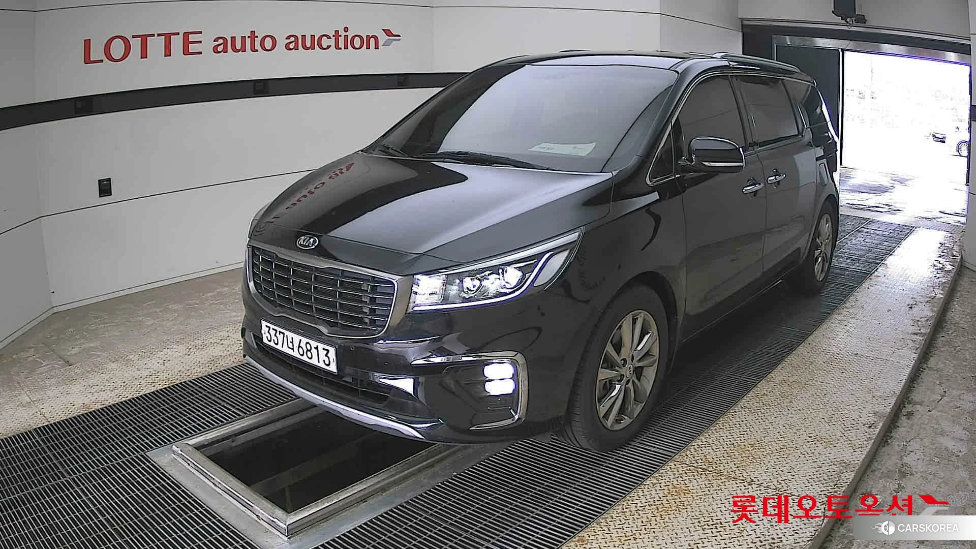 Kia Carnival 2020 Черный из Кореи, фото 5