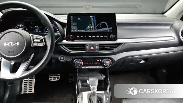 Kia The New K3 2nd generation 2022 Белый из Кореи, фото 5