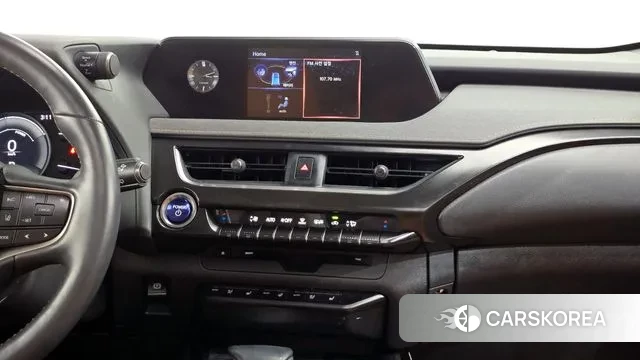 Lexus UX250h 2019 Серый из Кореи, фото 5