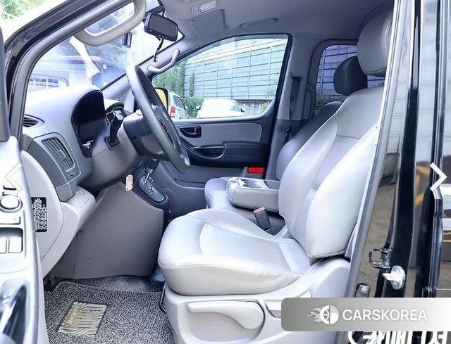 Hyundai The New Grand Starex 2018 Черный из Кореи, фото 5