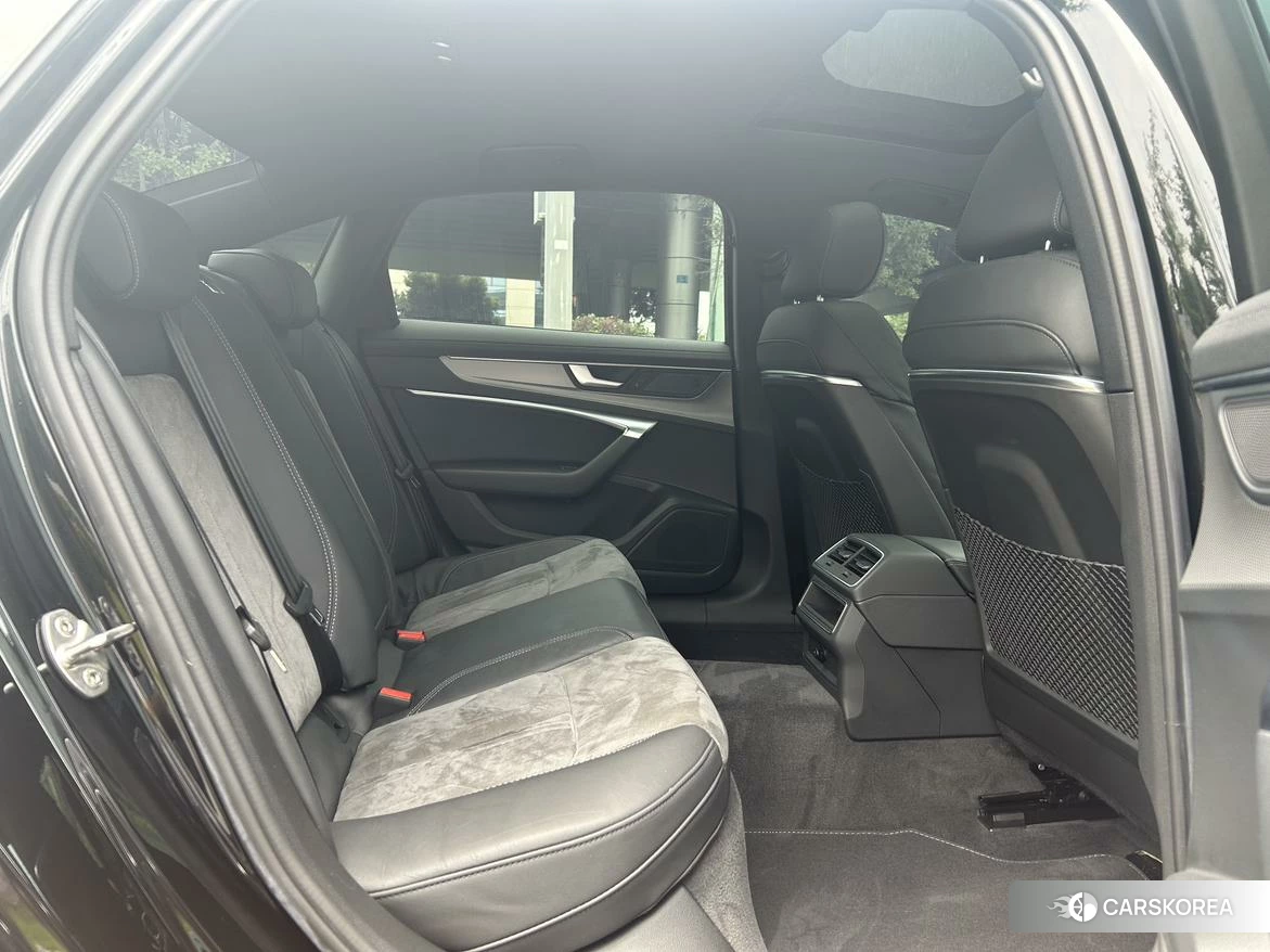Audi A6L 2020 Черный из Китая, фото 5