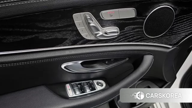 Mercedes-Benz E-Class W213 2021 Белый из Кореи, фото 5