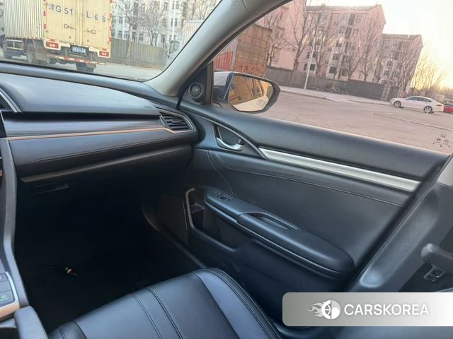 Honda Civic 2021 Белый из Китая, фото 5