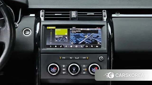 Land Rover Discovery 5 2018 Белый из Кореи, фото 5