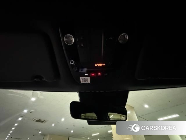 Kia Sportage 5th Generation Hybrid 2024 Белый из Кореи, фото 5